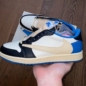 Nike Air Jordan 1 Low Travis Scott